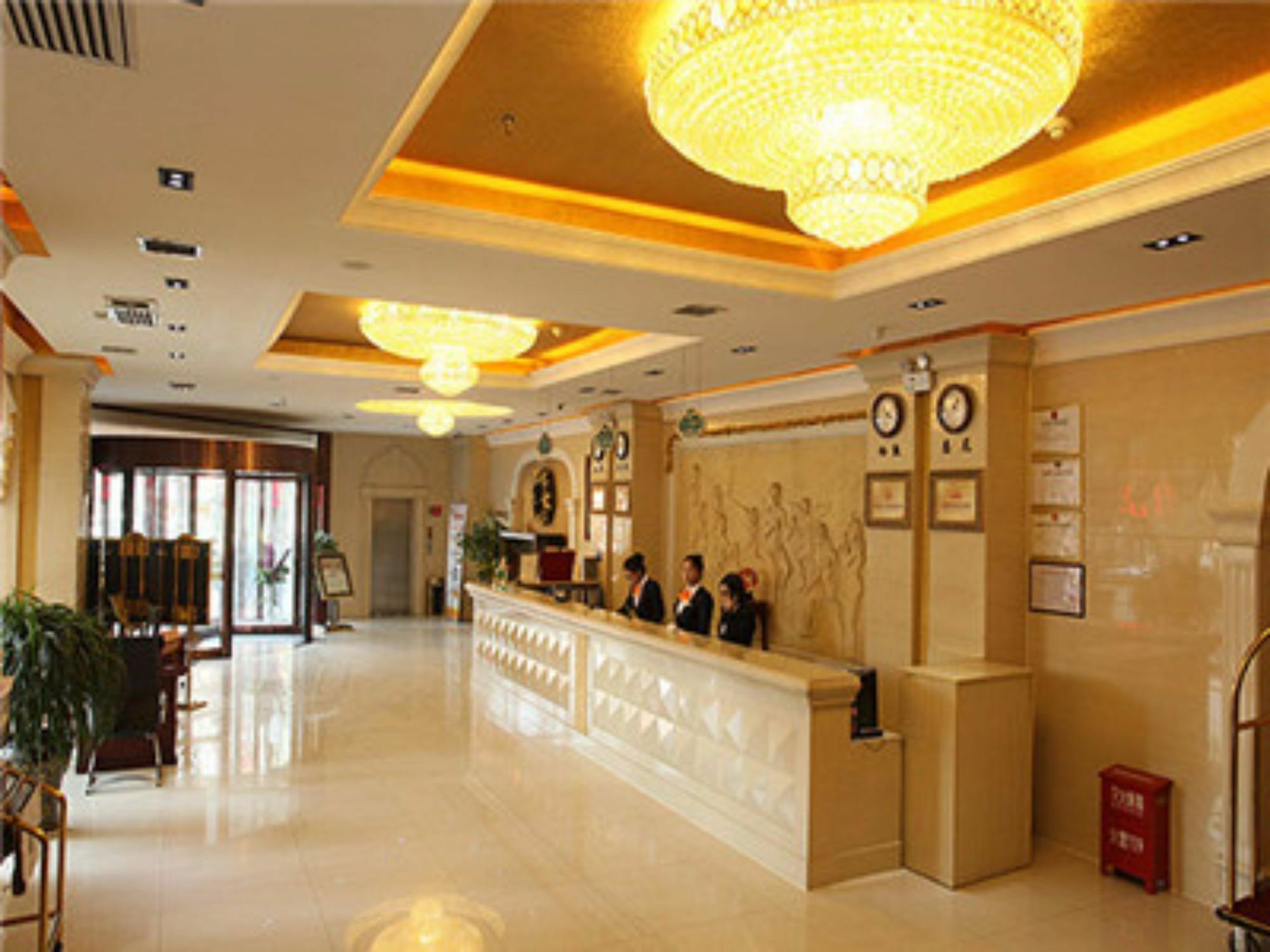 Vienna Hotel Xi'An Railway Station Exteriör bild